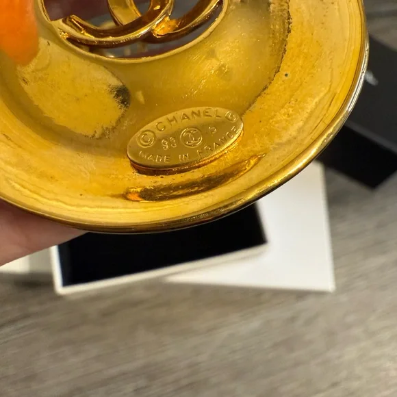 CHANEL Vintage Gold CC Crescent Pendant Chain Necklace